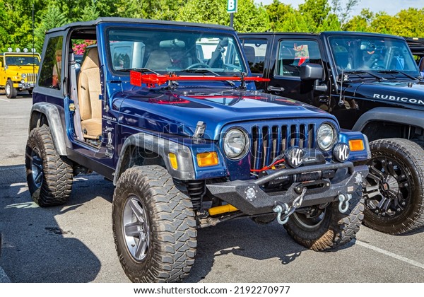 Pigeon Forge, TN -\
August 25, 2017: Modified Jeep Wrangler Sport TJ Soft Top at a\
local enthusiast rally.
