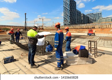 Pile Field Processing At Mark. Panorama Pit. Deep Foundation Is Type Of Foundation. Transfers Building Loads To Earth Farther Down From Surface Than Shallow Foundation. Subsurface Layer. Moscow 2019