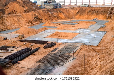 Pile Field Processing At Mark. Panorama Pit. Deep Foundation Is Type Of Foundation. Transfers Building Loads To Earth Farther Down From Surface Than Shallow Foundation. Subsurface Layer