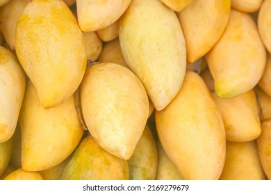 Pile Of Fresh Mango Fruits