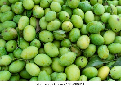 Pile Raw Mangoes Supply Sell Gourmet Stock Photo 1385080811 | Shutterstock