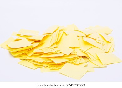 a pile of yellow notes