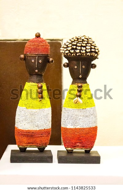 african wooden dolls