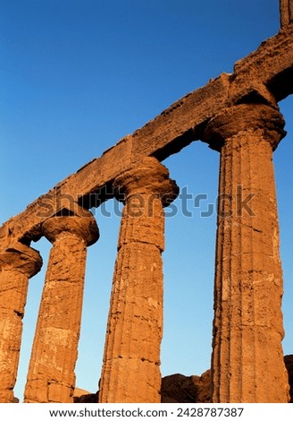 Pillar detail, temple of juno, valley of the temples, agrigento, sicily, italy, europe