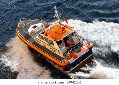 Pilot Boat