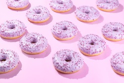 Pimk donuts on pink background, pattern, hard light, a Background Photo by Oleksandra Naumenko