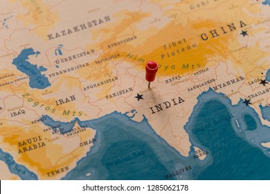 a pin on New Delhi, India in the world map - Shutterstock ID 1285062178