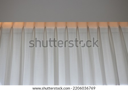 Pinch pleat sheer curtain and cove Light 