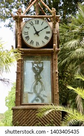 Pincio Water Clock In Villa Borghese