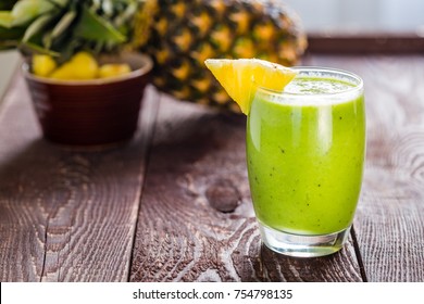 Pineapple Green Smoothie With Spinach, Horizontal View