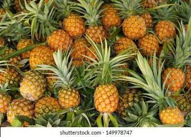 pineapple, market