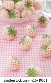 Pineberries A Hybrid Albino Strawberry With A Pineapple Flavor White Flesh And Red Seeds Focus On The Centre Berry