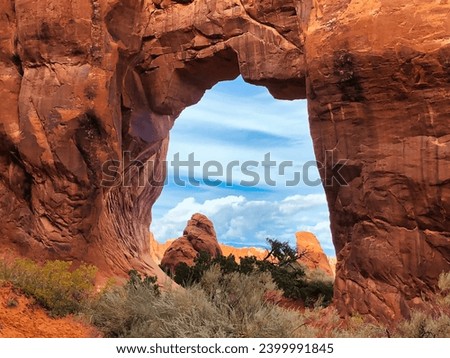 Pinetree Arch in Arches National Park in Utah.
