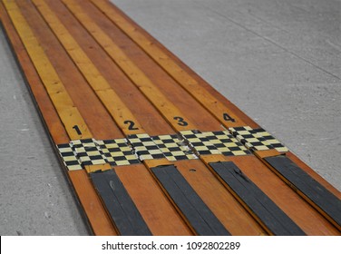 Pinewood Derby Race Track Stock Photo 1092802289 | Shutterstock