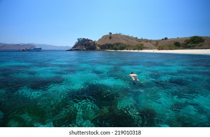 Pink Beach, Komodo Islands