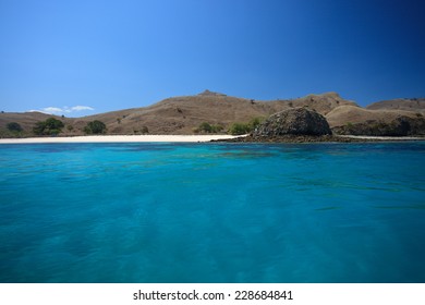 Pink Beach, Komodo Islands