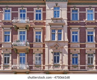 pink and bordeaux vintage house facade, Germany - Powered by Shutterstock