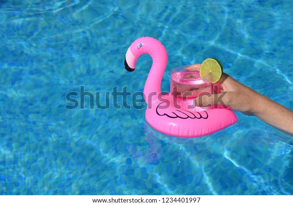pink flamingo drink holder