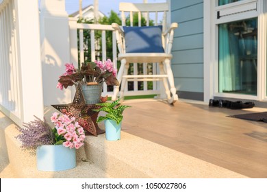 Imagenes Fotos De Stock Y Vectores Sobre Wooden Porch