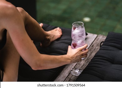 Pink Gin & Tonic By The Pool