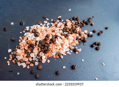 Pink himalayan salt and black pepper 