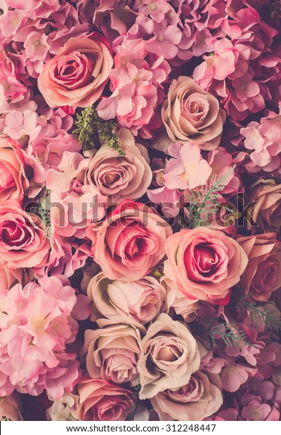 ピンクのバラの花の背景 レトロフィルタ の写真素材 今すぐ編集 ピンクのバラの花の背景 レトロフィルタ の写真素材 今すぐ編集