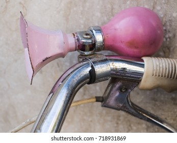 pink bike horn