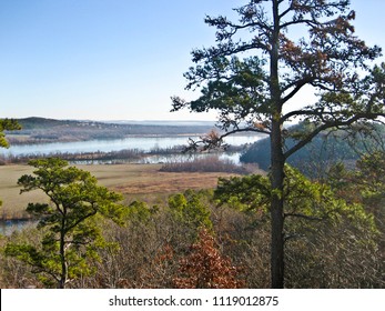 Pinnacle Mountain State Park In Arkansas