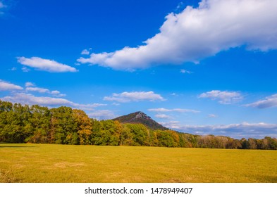 Pinnacle Mountain State Park In Arkansas State.