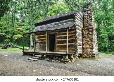 Pioneer Cabin Settlers Cabin On Display Stock Photo 247635181 ...