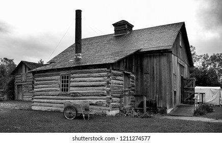 Log Cabin Pioneer Images Stock Photos Vectors Shutterstock