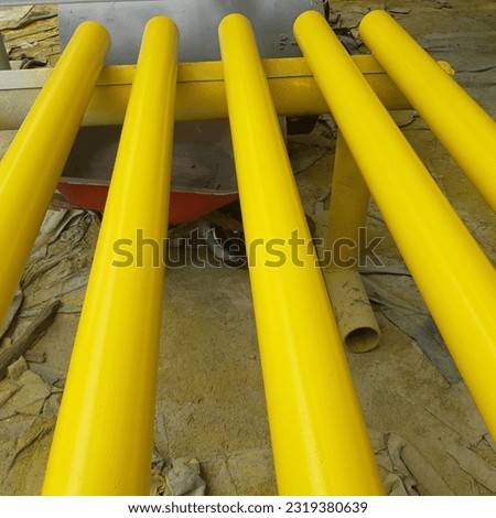 Pipe spool 3' sch 80 had been painting with yellow colour at the workshop Stock foto © 