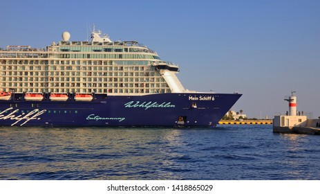 Imágenes Fotos De Stock Y Vectores Sobre Schiff Shutterstock