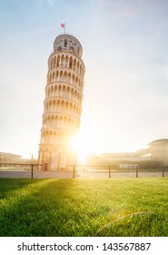 Pisa Leaning Tower, Italy