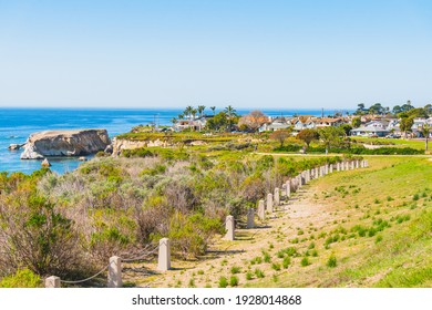 Pismo Beach, California, USA - March 1, 2021  Shell Beach (actually A Part Of Pismo Beach). Cozy Beach Town In Sunny Day.  San Luis Obispo County, CA