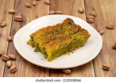 Turkish Delight with Pistachio Kadayif