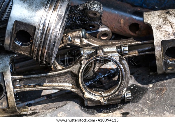 Piston, the part of car\
engine.