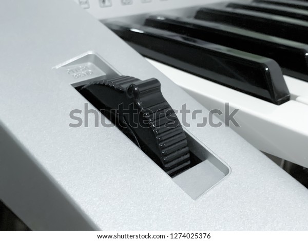 pitch bend wheel keyboard