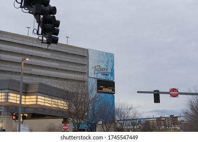 Pittsburgh, PA, USA, 2020-01-11: Rivers Casino Pittsburgh With Traffic Lights In View