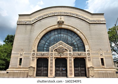 Pittsburgh, Pennsylvania - City In The United States. Beaux-arts Style Synagogue - Rodef Shalom Temple. National Historic Place.