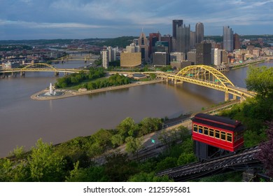PITTSBURGH, PENNSYLVANIA - NOVEMBER 9, 2017: The view of downtown Pittsburgh from the Duquesne Incline overlook.