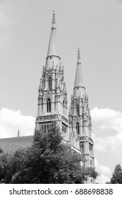 Pittsburgh, Pennsylvania. Saint Paul Cathedral - Roman Catholic Church In Gothic Revival Style. Black And White Vintage Style.