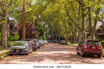 Pittsburgh, Pennsylvania, USA 8/30/20 Cars Parked On A Tree Lined Street In The Regent Square Neighborhood On A Sunny Summer Day