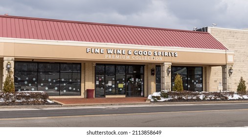Pittsburgh, Pennsylvania, USA January 25, 2022 The Fine Wine and Good Spirits store, a state owned liquor store in the Waterworks Shopping Plaza on an overcast winter day
