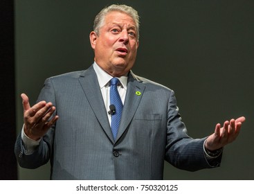 PITTSBURGH, PENNSYLVANIA, USA - OCTOBER 17 2017: Former US Vice President Al Gore Speaking About The Climate Reality Project.