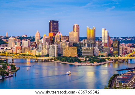Pittsburgh, Pennsylvania, USA skyline at dusk.