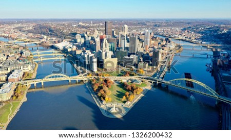 Pittsburgh skyline river