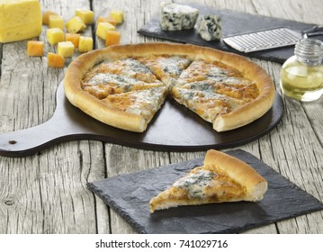  Pizza Blue Cheese