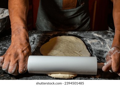 PIZZA ITALIAN FOOD MARGHERITA HOMEMADE