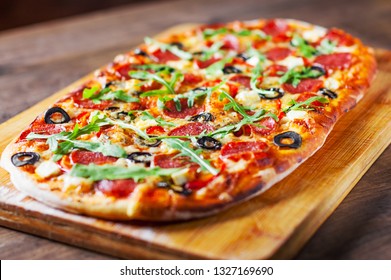 Flat Bread Pizza Images Stock Photos Vectors Shutterstock